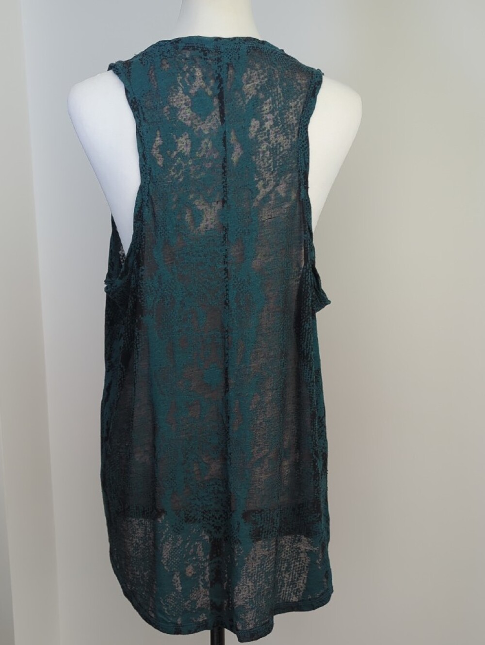 Pair of Rock & Republic Embellished Snakeskin Racerback Tank Tops Teal Maroon - Picture 10 of 16